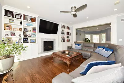 2150 Van Nostrand Avenue, Merrick, NY 11566 - Photo 14