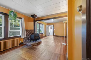 109 Grove Ave, Patchogue, NY 11772 - Photo 6