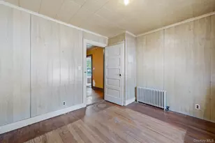 109 Grove Ave, Patchogue, NY 11772 - Photo 12