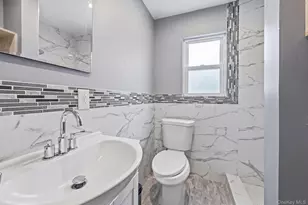 50 Leonard Ave, Freeport, NY 11520 - Photo 20
