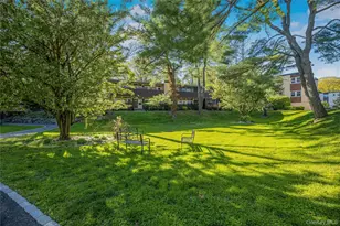 95 Wiltshire Rd, Scarsdale, NY 10583 - Photo 12