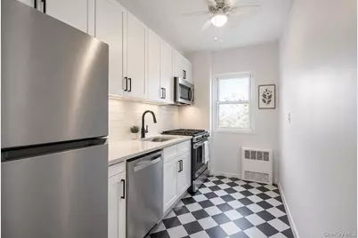 95 Wiltshire Road #C12, Scarsdale, NY 10583 - Photo 4