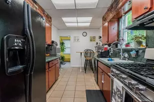 2955 Philip Ave, Bronx, NY 10465 - Photo 12