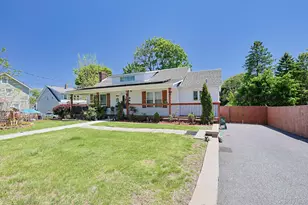 5 Dubois St, Middletown, NY 10940 - Photo 2