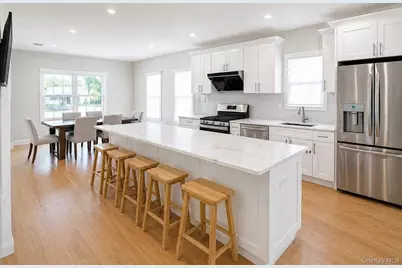 3380 Weidner Avenue #MAIN, Oceanside, NY 11572 - Photo 4