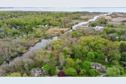 6 Prairie Lane, Brookhaven, NY 11719 - Photo 2