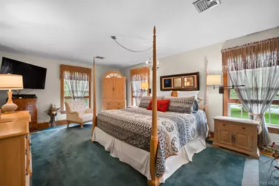 6 Prairie Lane, Brookhaven, NY 11719 - Photo 14