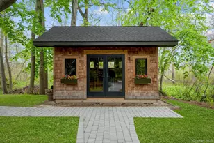 6 Prairie Ln, Brookhaven, NY 11719 - Photo 4