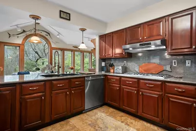 6 Prairie Lane, Brookhaven, NY 11719 - Photo 6