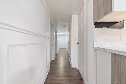 683 Broadway, Brentwood, NY 11717 - Photo 28