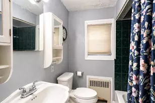 444 Brookside Ave, Roosevelt, NY 11575 - Photo 6