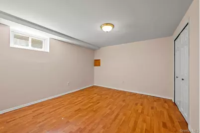 134 E Dover Street, Valley Stream, NY 11580 - Photo 28