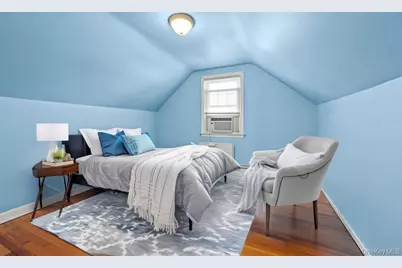 134 E Dover Street, Valley Stream, NY 11580 - Photo 20