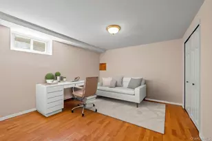 134 E Dover St, Valley Stream, NY 11580 - Photo 30