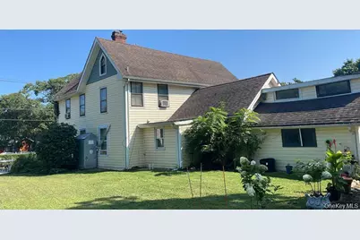 134 Ponquogue Avenue, Hampton Bays, NY 11946 - Photo 1