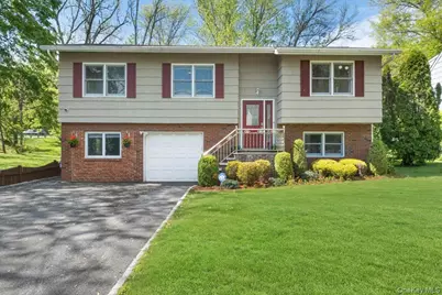 2 Carrigan Avenue, White Plains, NY 10605 - Photo 1