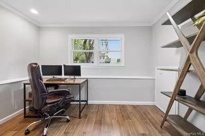 2 Carrigan Avenue, White Plains, NY 10605 - Photo 24