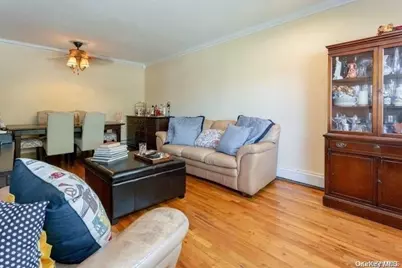 1213 E Broadway #B24, Hewlett, NY 11557 - Photo 8