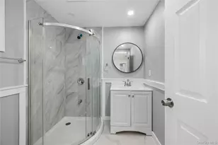261 Marcellus Rd, Mineola, NY 11501 - Photo 6