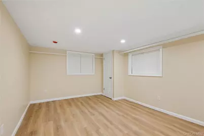 261 Marcellus Road, Mineola, NY 11501 - Photo 12
