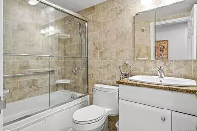701 Pelham Road #2B, New Rochelle, NY 10805 - Photo 14