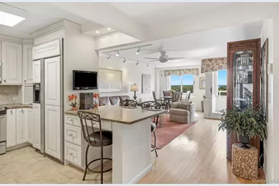 701 Pelham Road #2B, New Rochelle, NY 10805 - Photo 1