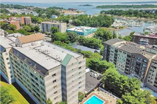 701 Pelham Rd, New Rochelle, NY 10805 - Photo 2