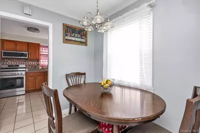 273 Monitor Street, Westbury, NY 11590 - Photo 6