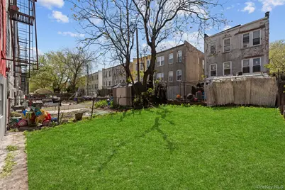 651 Saint Lawrence Avenue, Bronx, NY 10473 - Photo 12