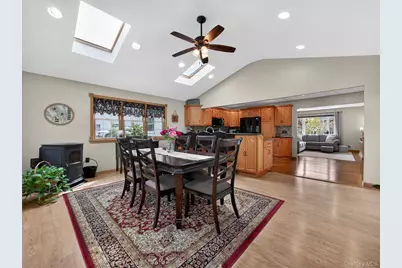 21 Foxcroft Drive, Nanuet, NY 10954 - Photo 16