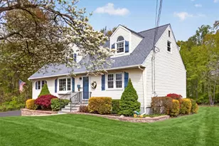 21 Foxcroft Dr, Nanuet, NY 10954 - Photo 2