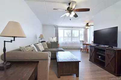 397 N Broadway #1Q, Yonkers, NY 10701 - Photo 4