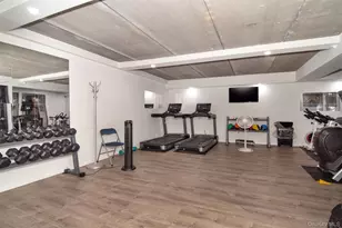 397 N Broadway, Yonkers, NY 10701 - Photo 16