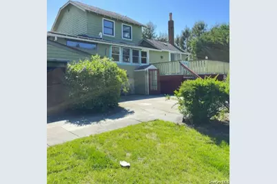127 Inlet Road W, Hampton Bays, NY 11946 - Photo 4