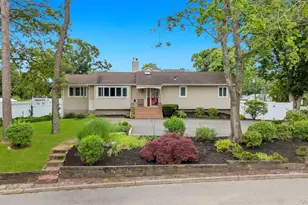 93 Midwood Ave, Nesconset, NY 11767 - Photo 2