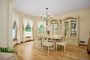 90 Woodcrest Dr, Hopewell Junction, NY 12533 - Photo 12