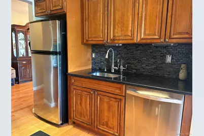 216 Westend Avenue #5B, Freeport, NY 11520 - Photo 4