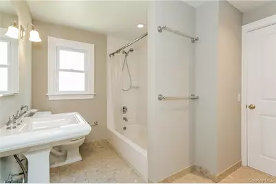 20 Walker Avenue, Rye, NY 10580 - Photo 8