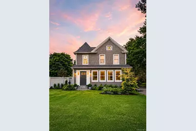 220 Foster Avenue, Sayville, NY 11782 - Photo 2