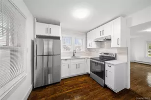 21 Voshage St, Baldwin, NY 11510 - Photo 6