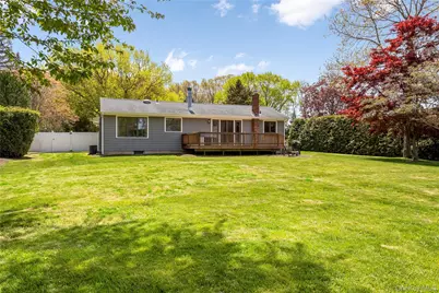 68 W Apollo Drive, Riverhead, NY 11901 - Photo 10