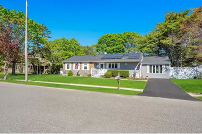 729 Ent Avenue, Westhampton, NY 11978 - Photo 6