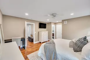 207 Sara Cir, Port Jefferson Station, NY 11776 - Photo 18