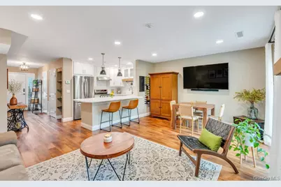 207 Sara Circle, Port Jefferson Station, NY 11776 - Photo 6