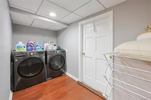 3734 Ferndale Dr, Wantagh, NY 11793 - Photo 22