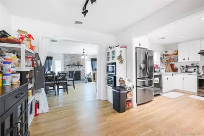 3734 Ferndale Drive, Wantagh, NY 11793 - Photo 10