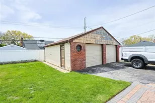 3734 Ferndale Dr, Wantagh, NY 11793 - Photo 6