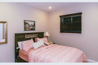 31 Ferraro Drive, Holbrook, NY 11741 - Photo 16