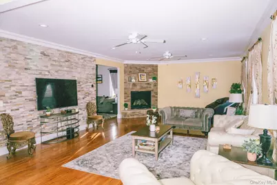 31 Ferraro Drive, Holbrook, NY 11741 - Photo 32