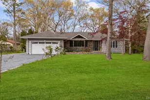 257 Southlawn Ave, Central Islip, NY 11722 - Photo 2